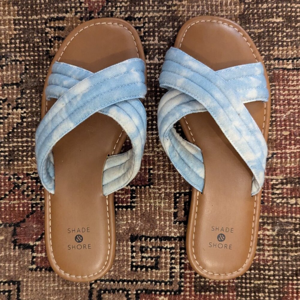 NWOT Shade & Shore Blue Tie Dye Slides